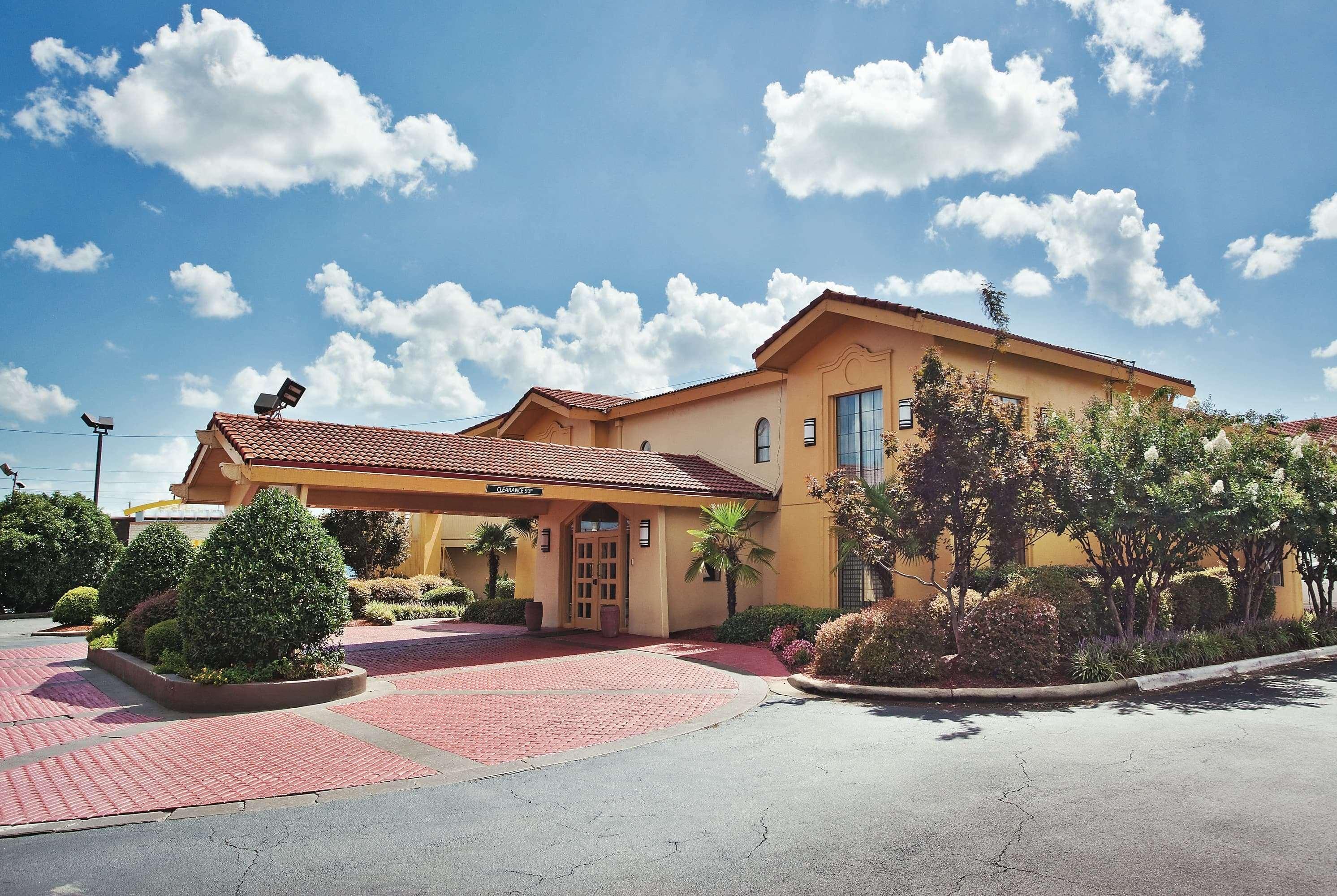 Howard Johnson By Wyndham Columbus Fort Moore Kültér fotó